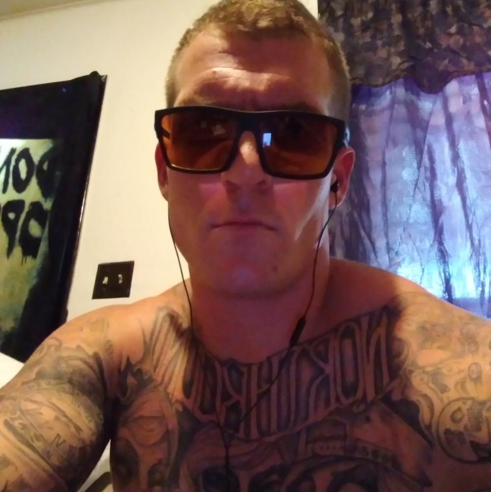 Meet your Posher, Nick